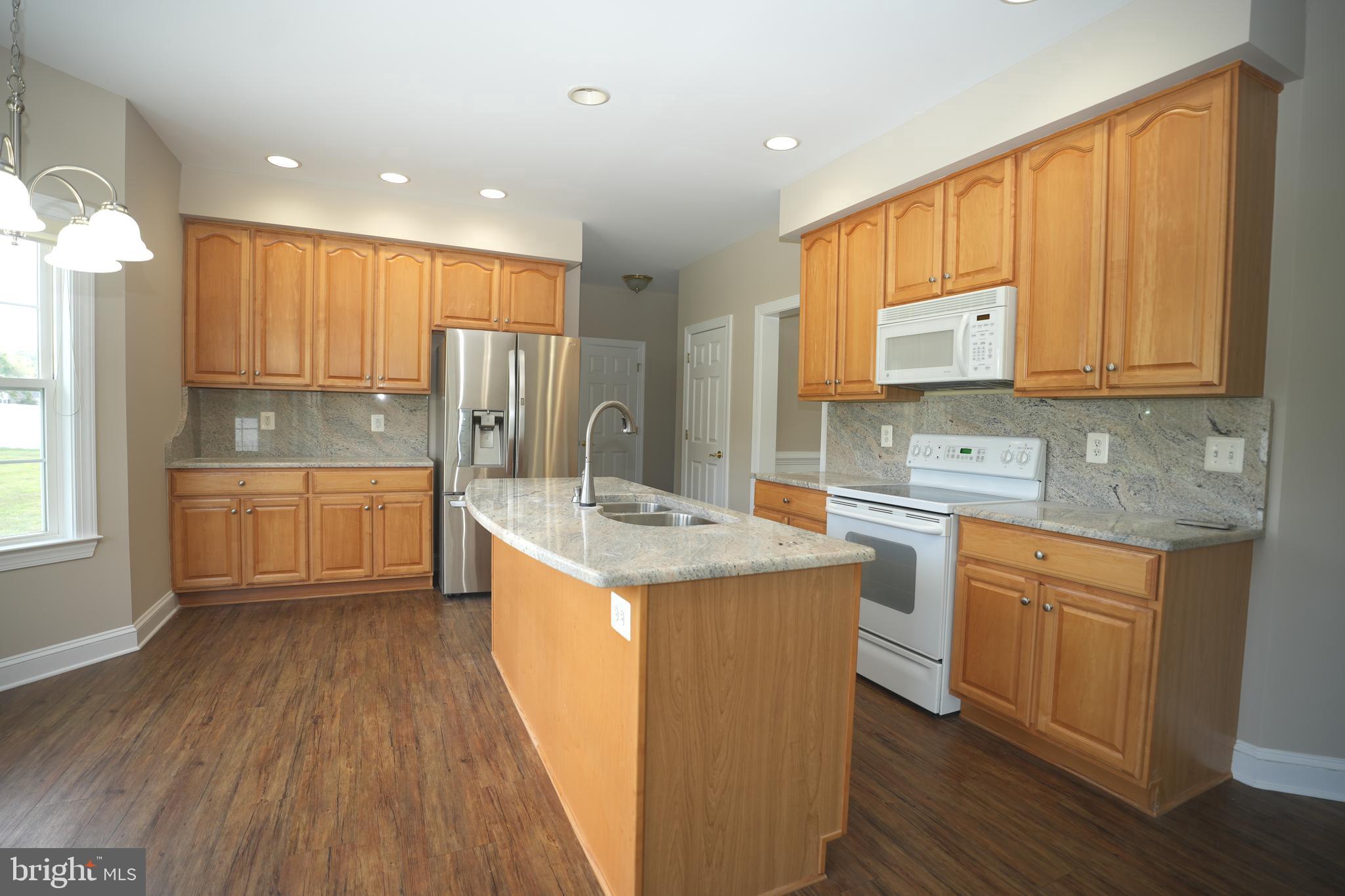 22266 ORCHARD COURT