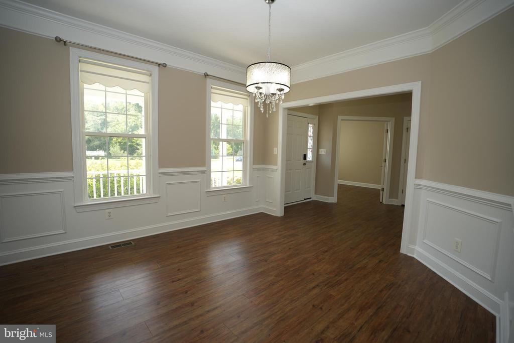 22266 ORCHARD COURT