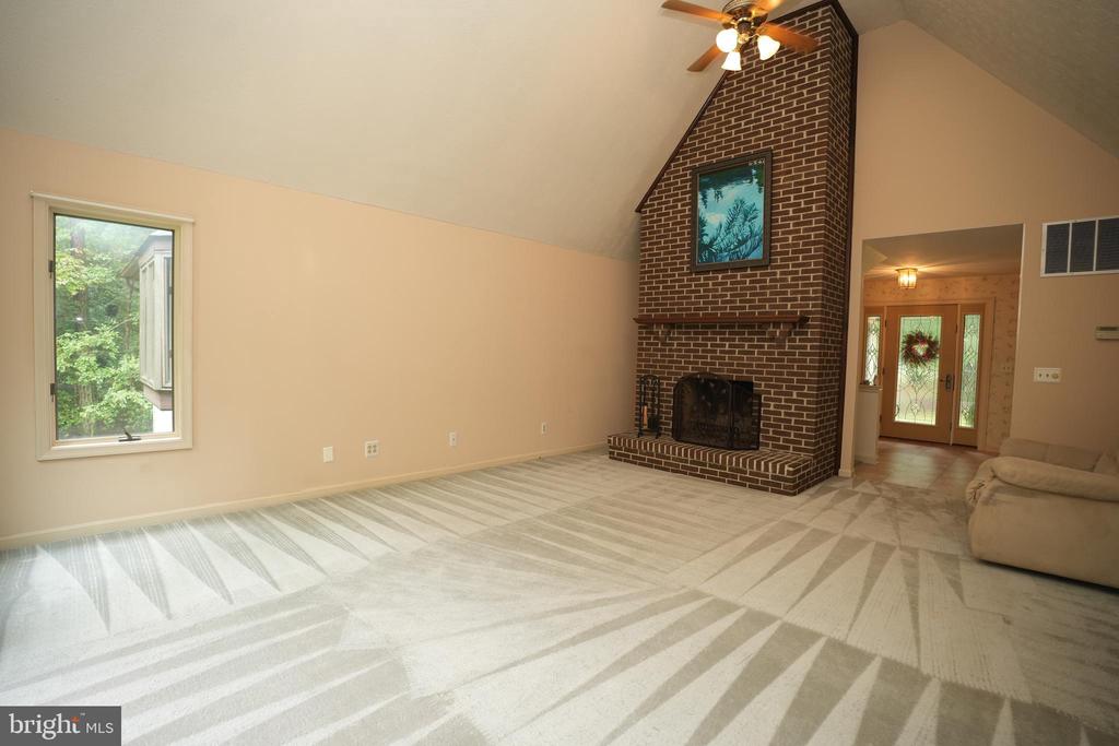 17348 WHITAKER COURT