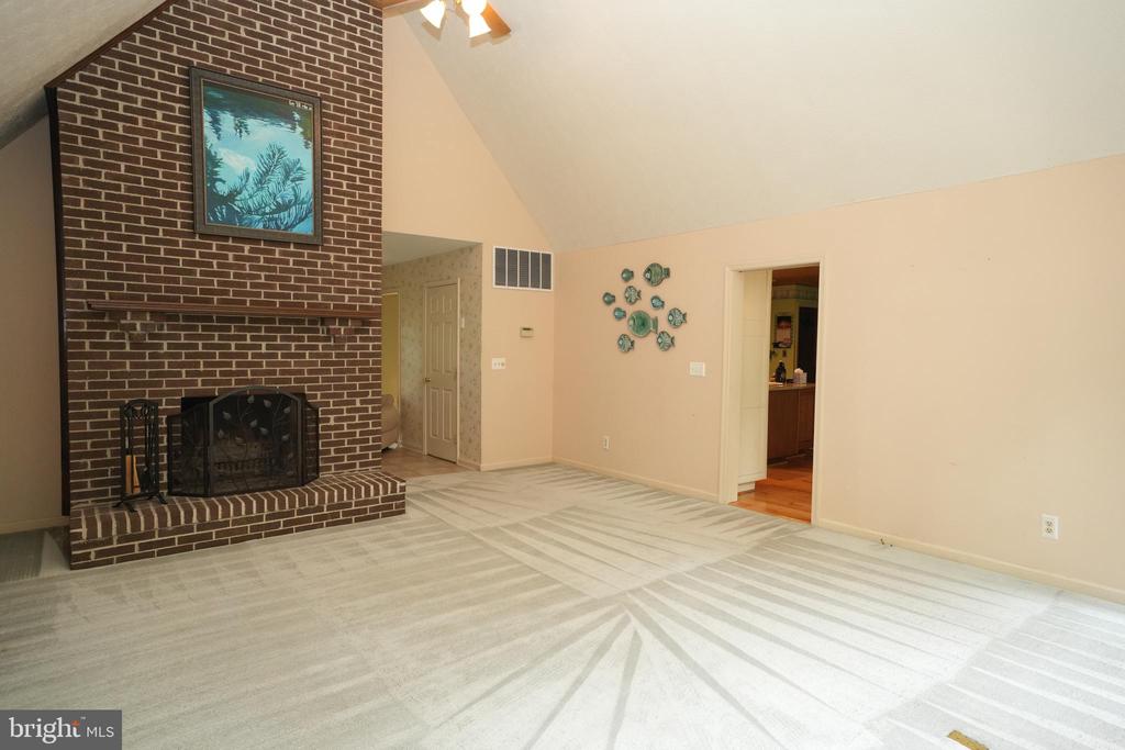 17348 WHITAKER COURT