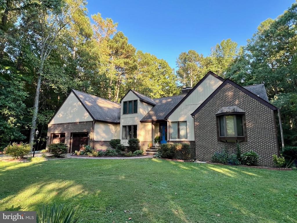 17348 WHITAKER COURT