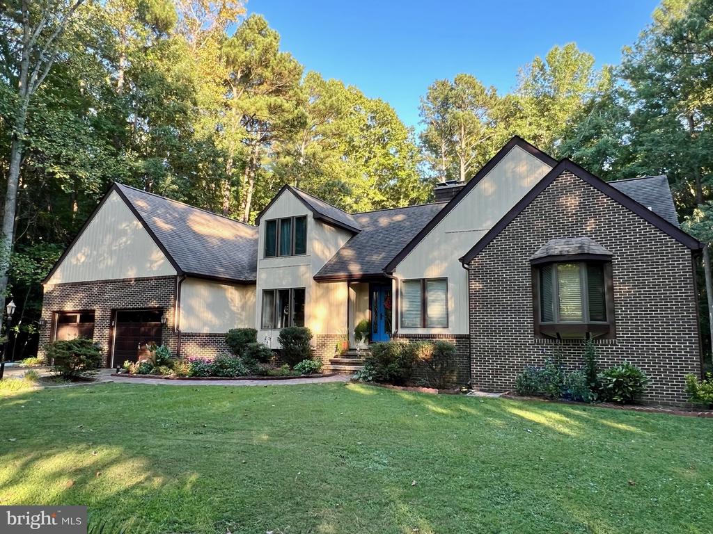 17348 WHITAKER COURT