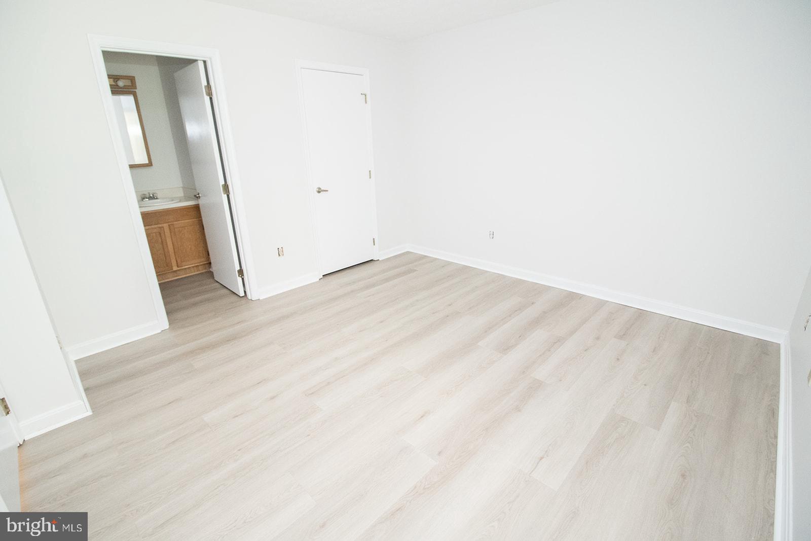 44792 LOCUST RIDGE COURT 850