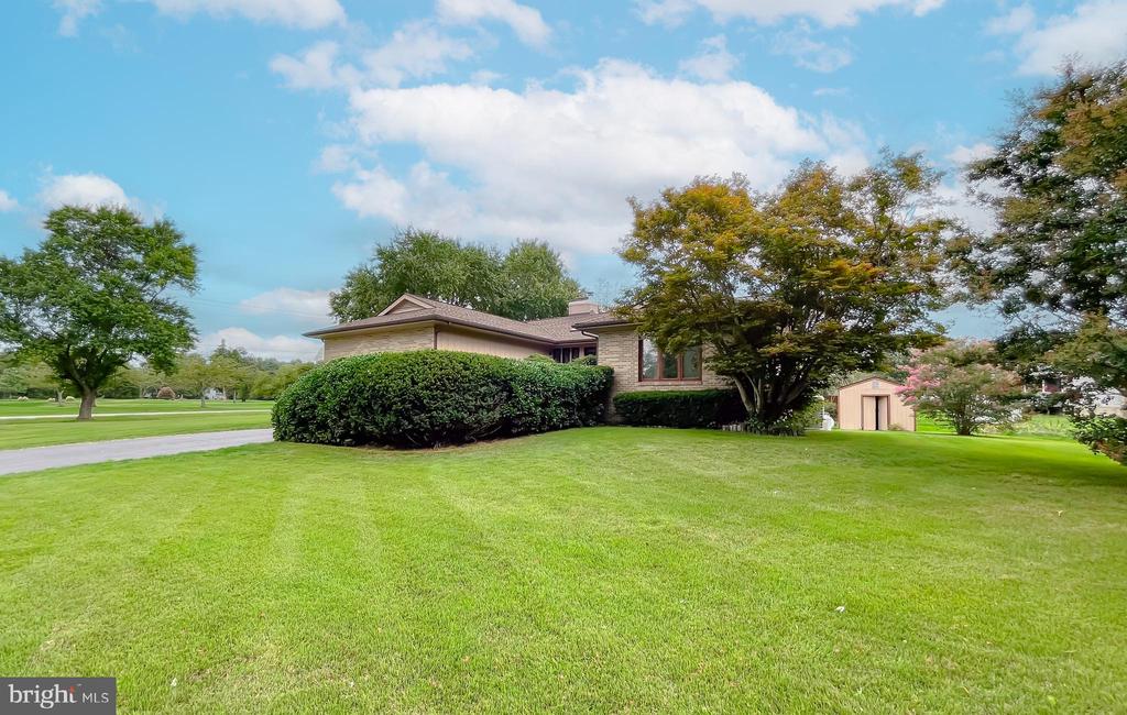 40688 S 40 DRIVE