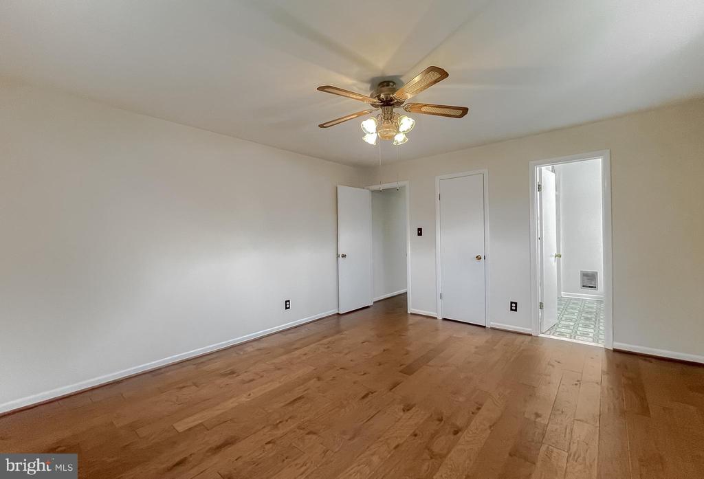 40688 S 40 DRIVE
