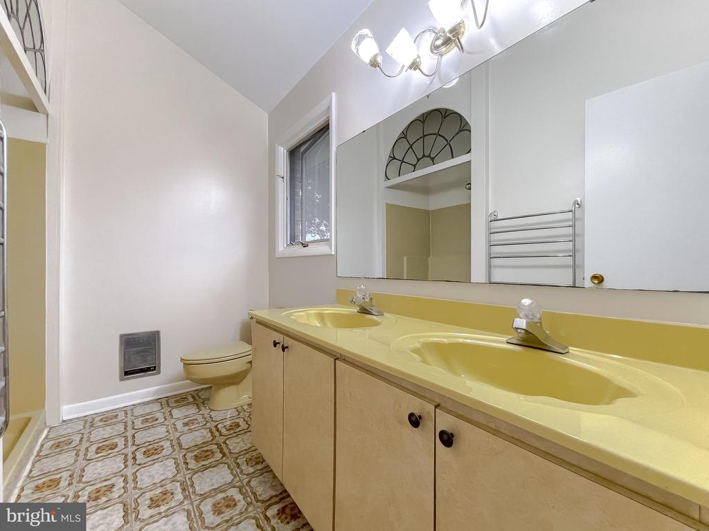 40688 S 40 DRIVE