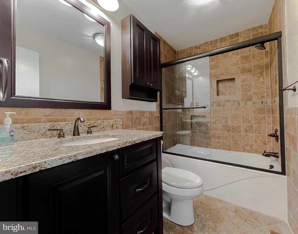 40688 S 40 DRIVE