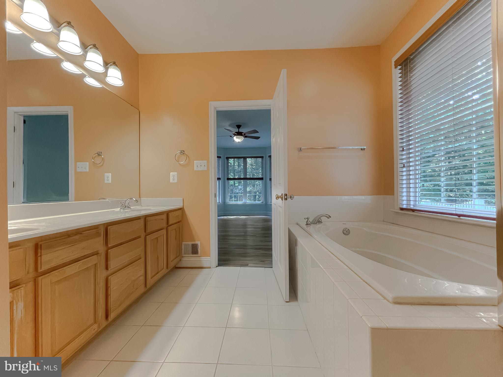24646 APPLE SAUCE LANE