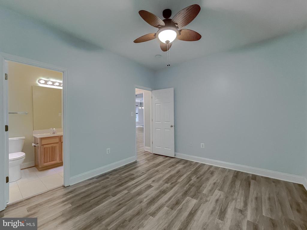 24646 APPLE SAUCE LANE