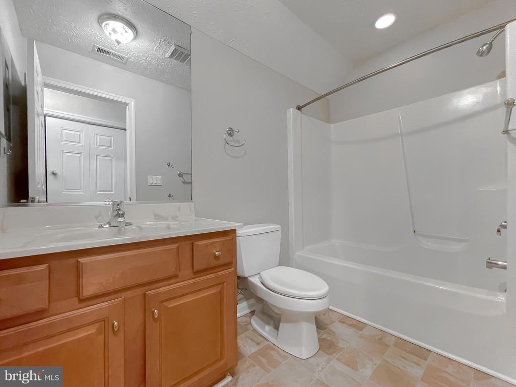 23238 WILLOW CREEK WAY