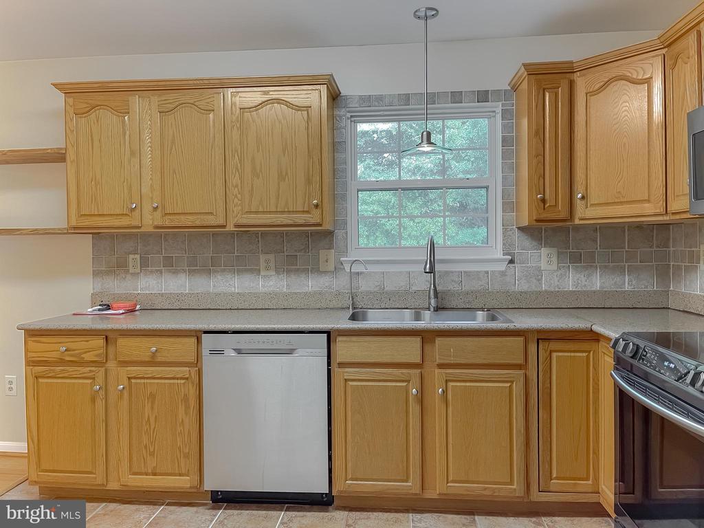 21133 WOODMERE DRIVE