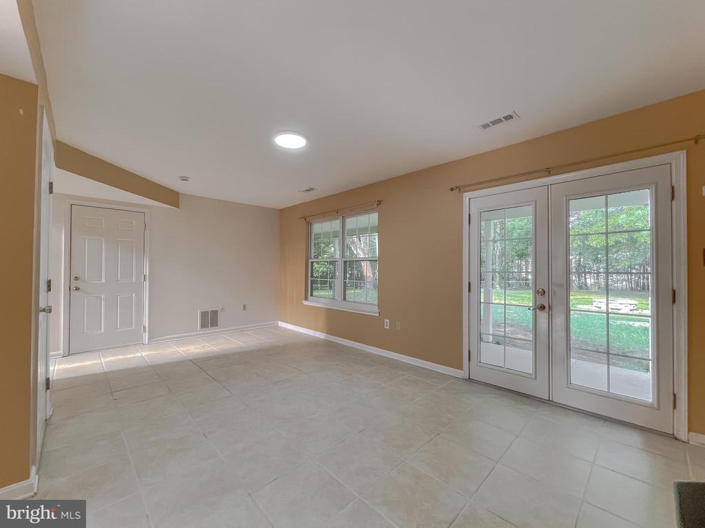 21133 WOODMERE DRIVE