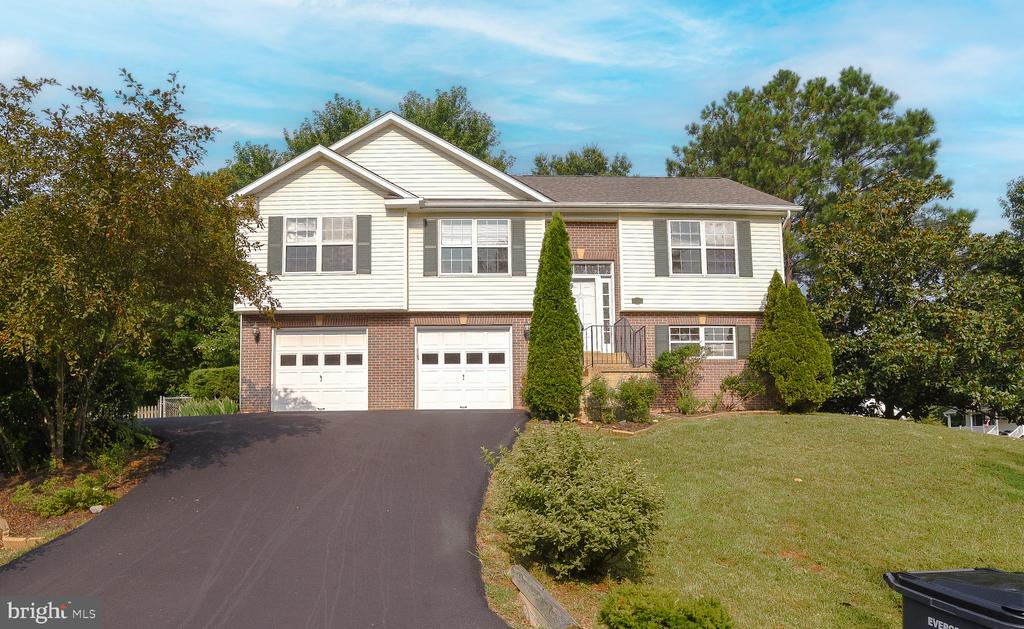 21133 WOODMERE DRIVE