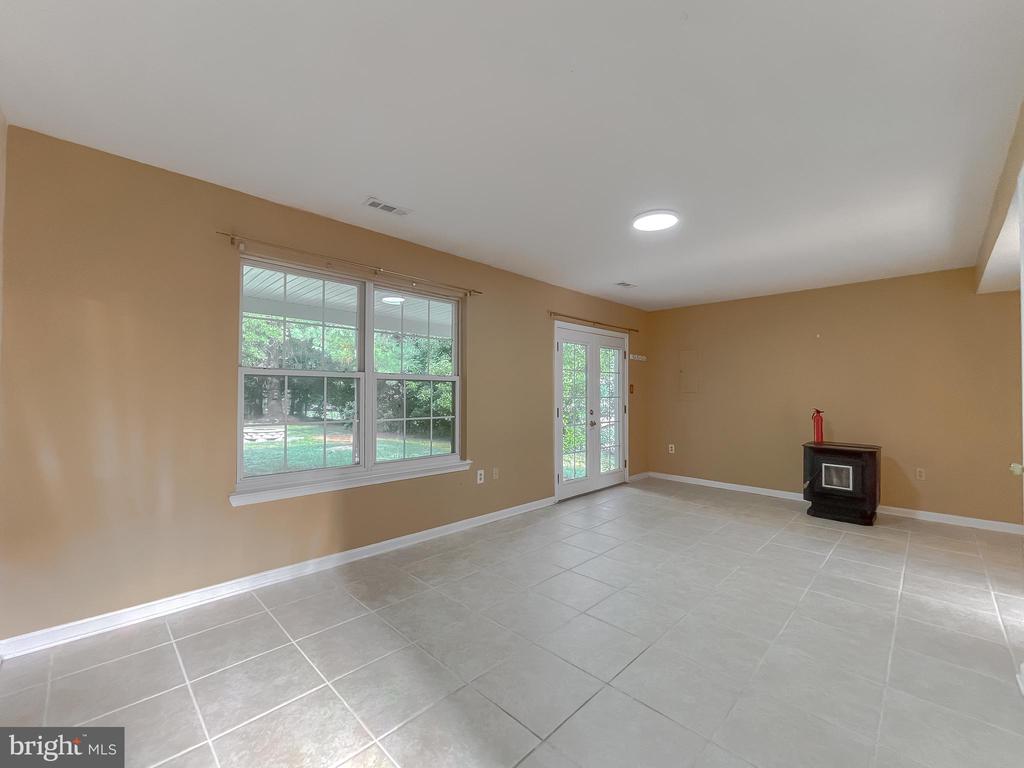 21133 WOODMERE DRIVE