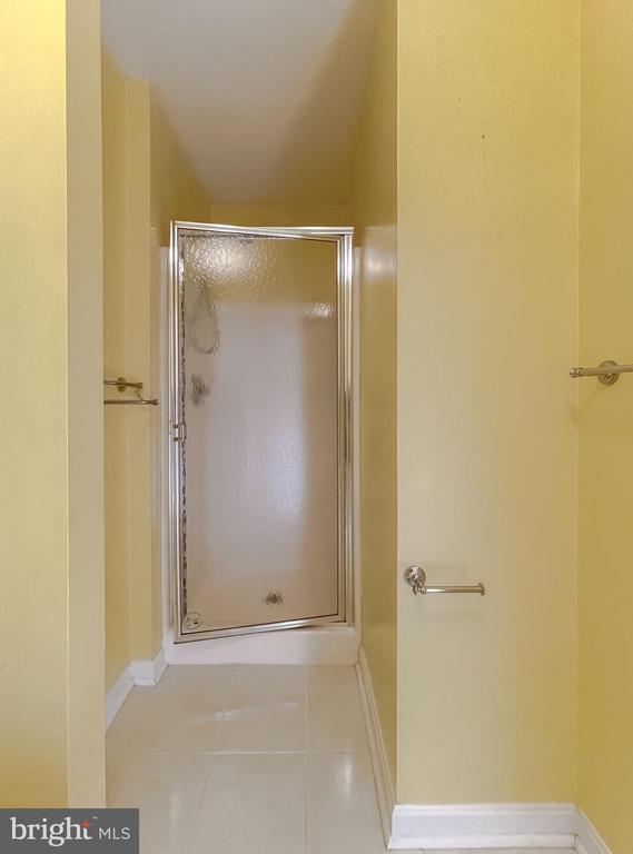 21133 WOODMERE DRIVE