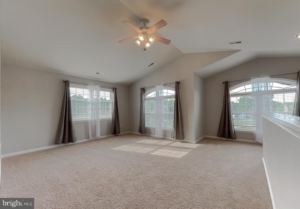 37710 VICTORIA LANE