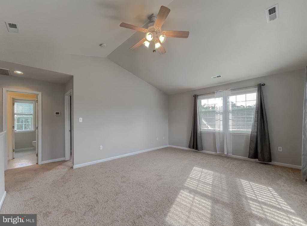 37710 VICTORIA LANE