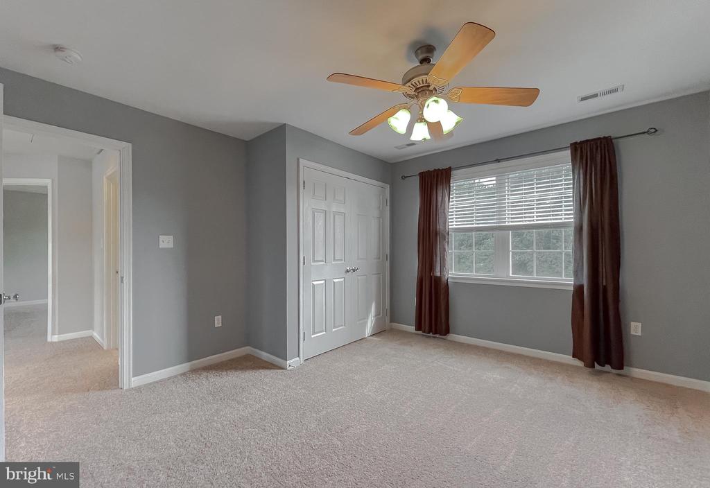 37710 VICTORIA LANE