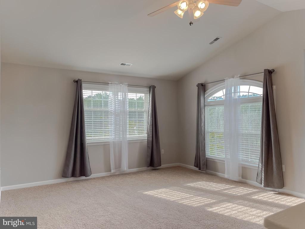 37710 VICTORIA LANE