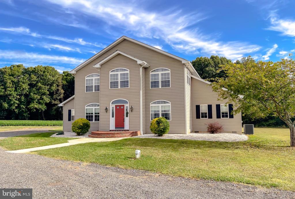 37710 VICTORIA LANE