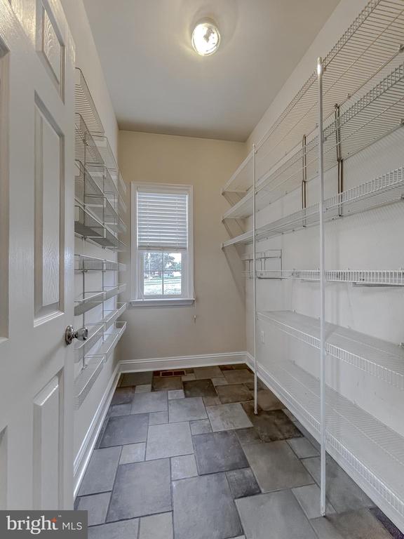 37710 VICTORIA LANE