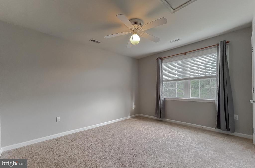 37710 VICTORIA LANE
