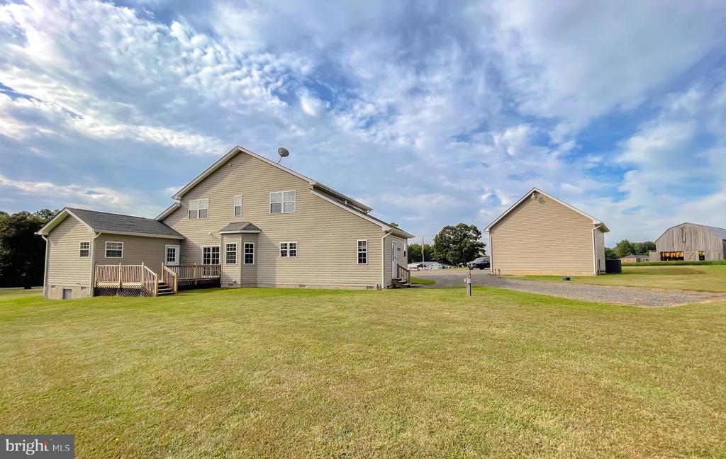 37710 VICTORIA LANE