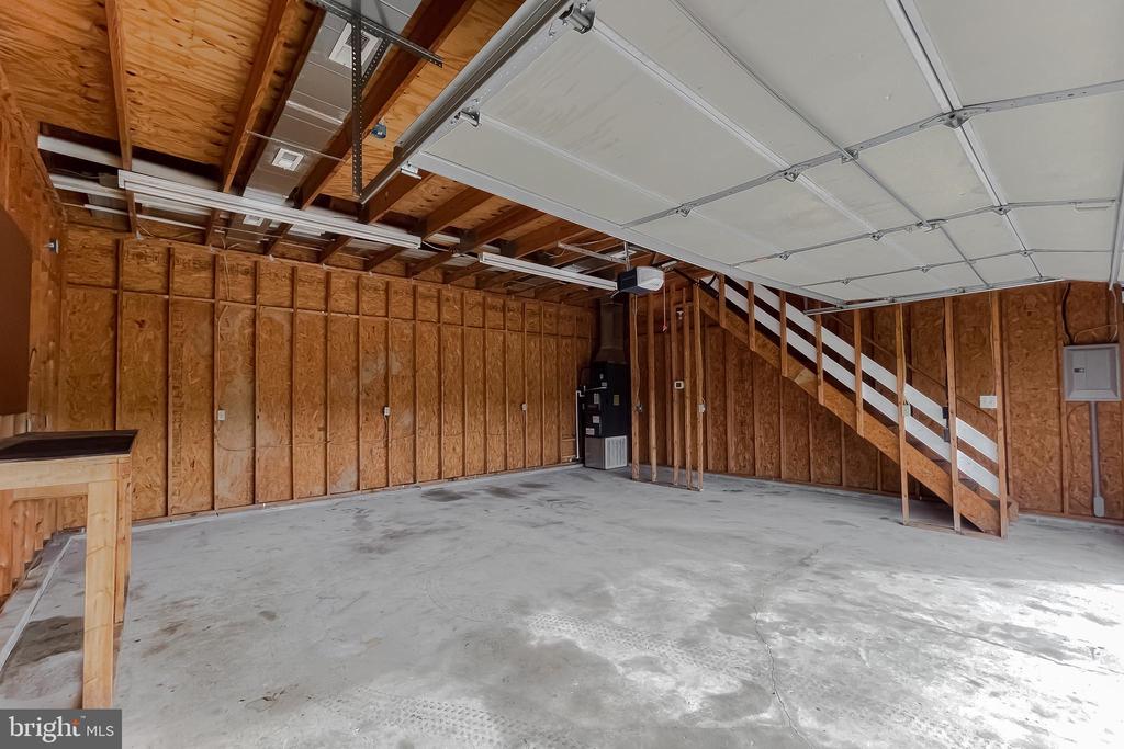 37710 VICTORIA LANE