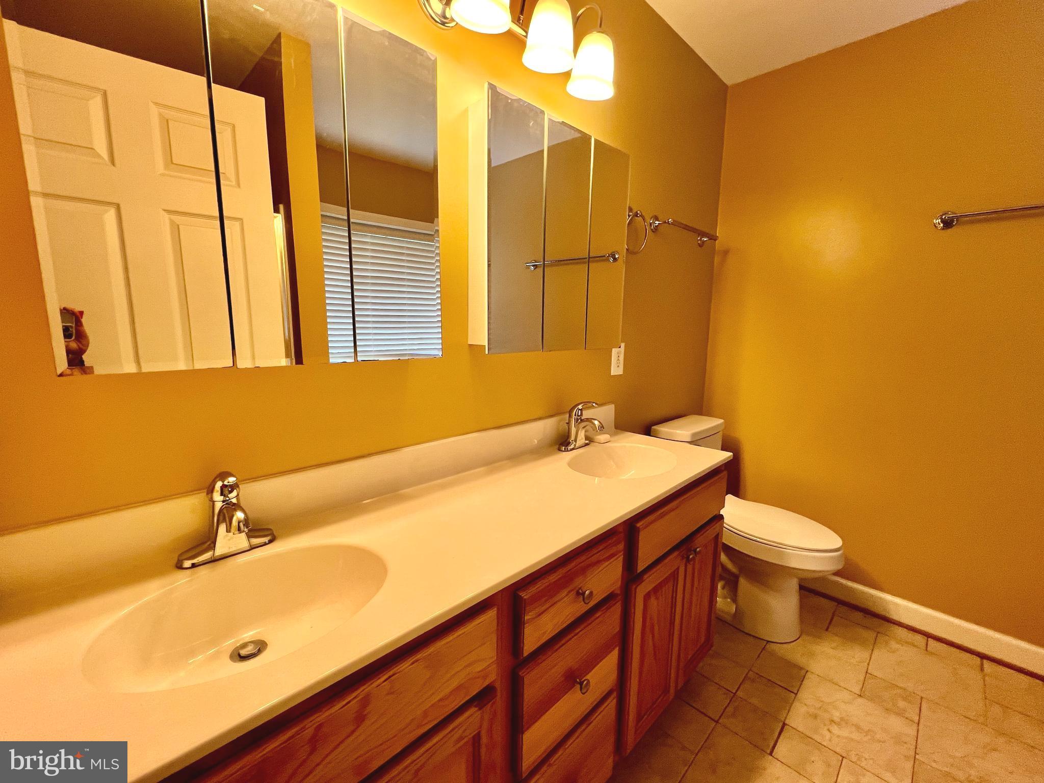 20215 FLAT IRON ROAD A