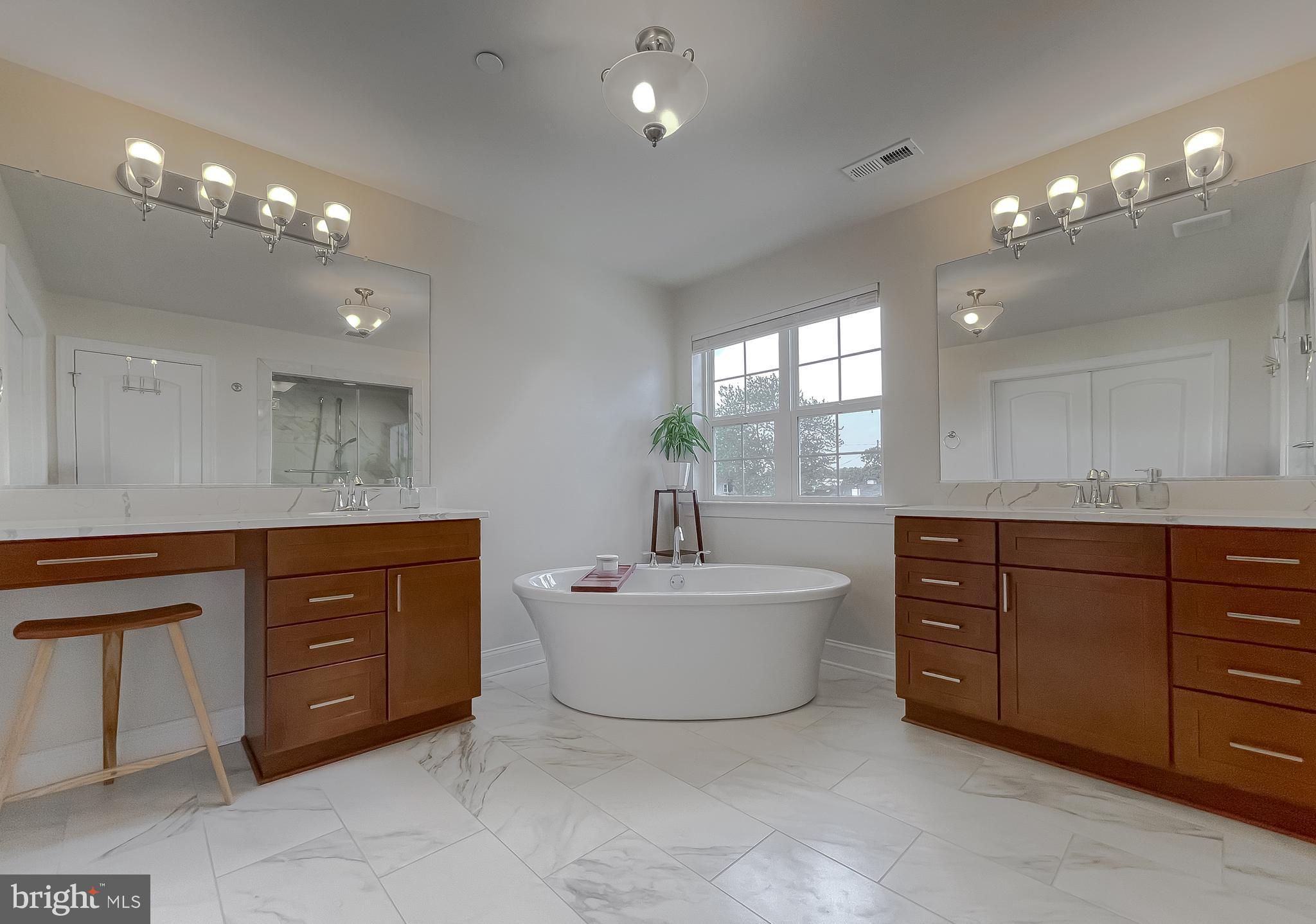 43035 BLUEJAY LANE