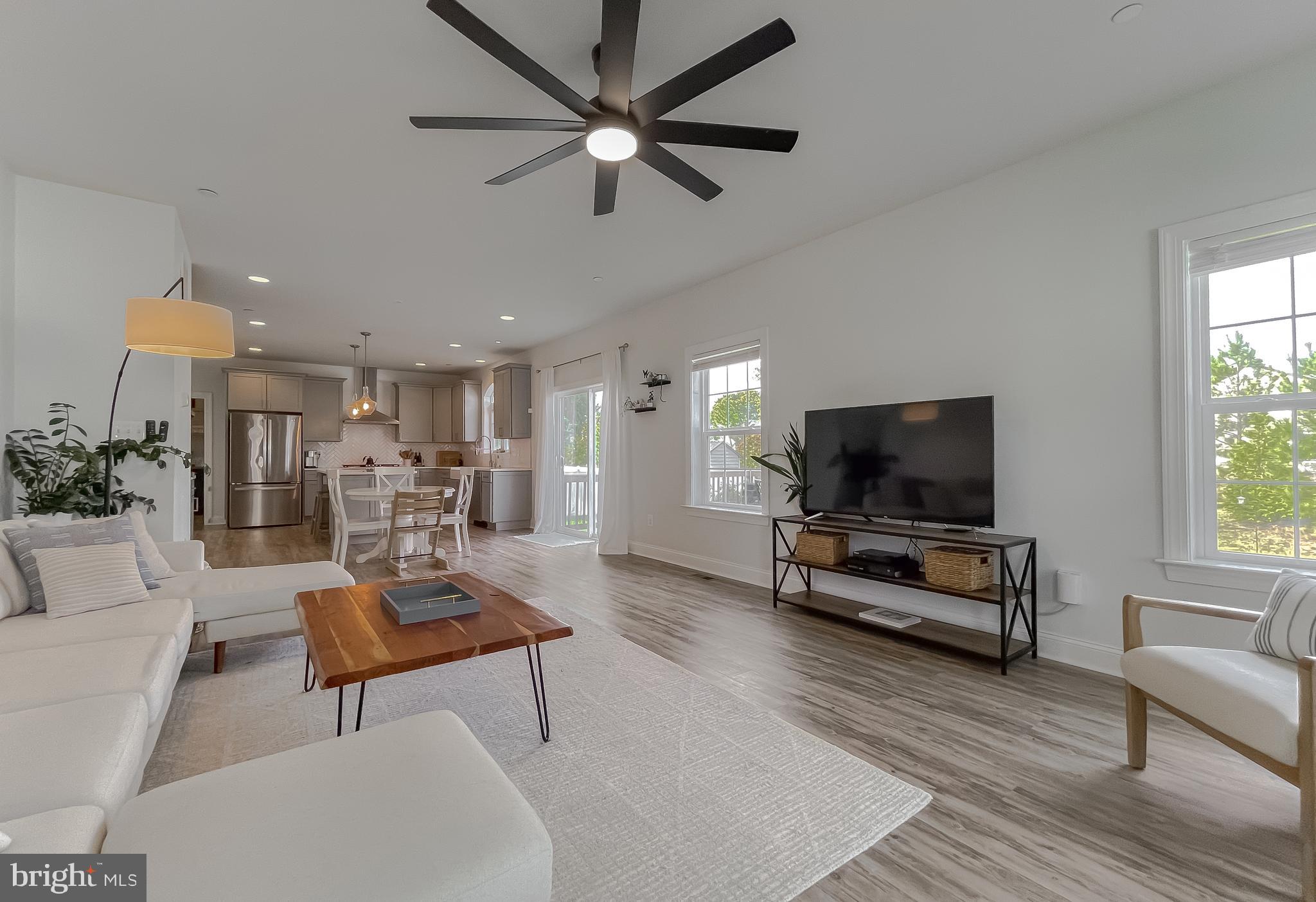 43035 BLUEJAY LANE