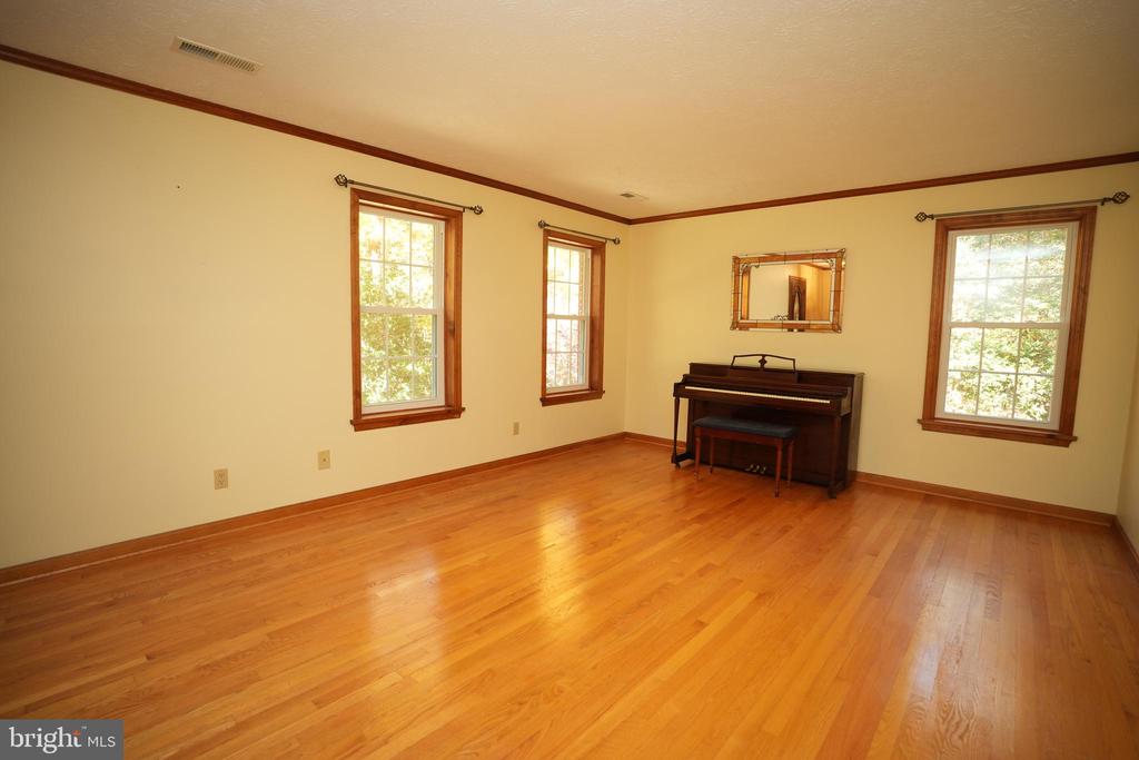 44588 ASPEN LANE