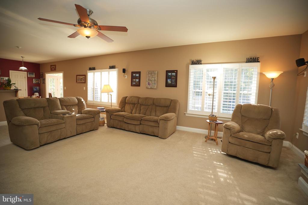 43279 WAVERLY COURT