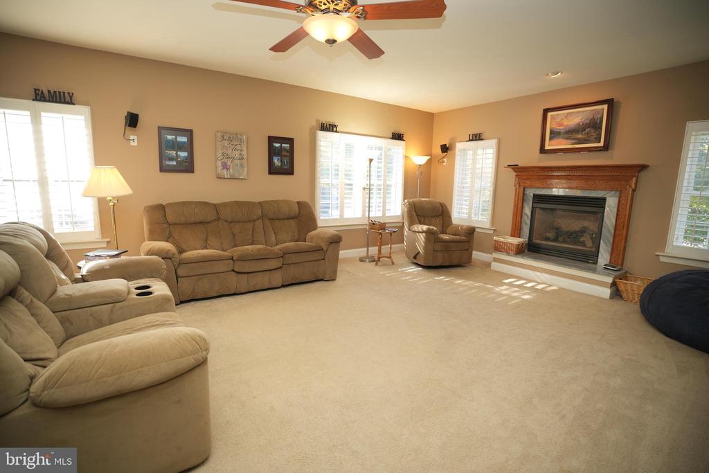 43279 WAVERLY COURT