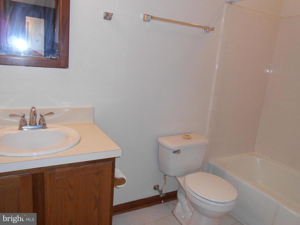 23239 ROSEWOOD COURT # 1001