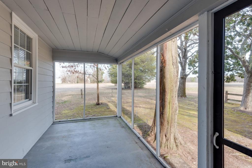 45748 BOOTHE ROAD