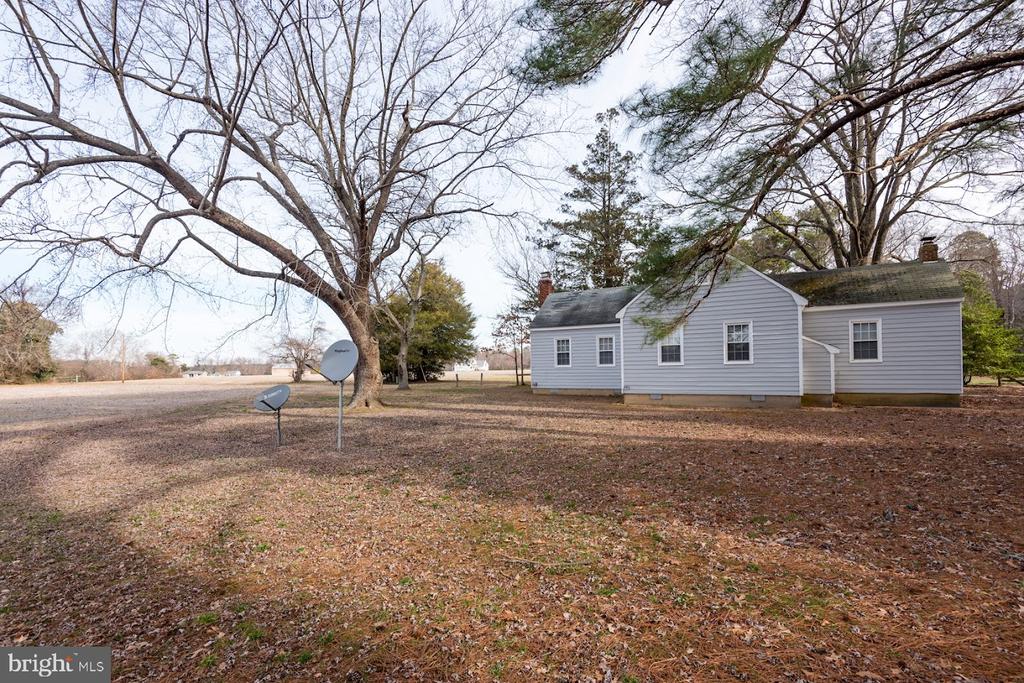 45748 BOOTHE ROAD