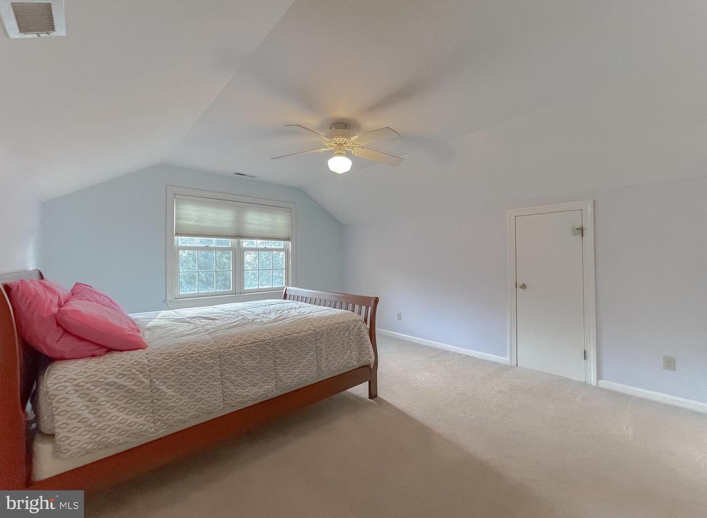 23565 MOUNT CHANCE COURT