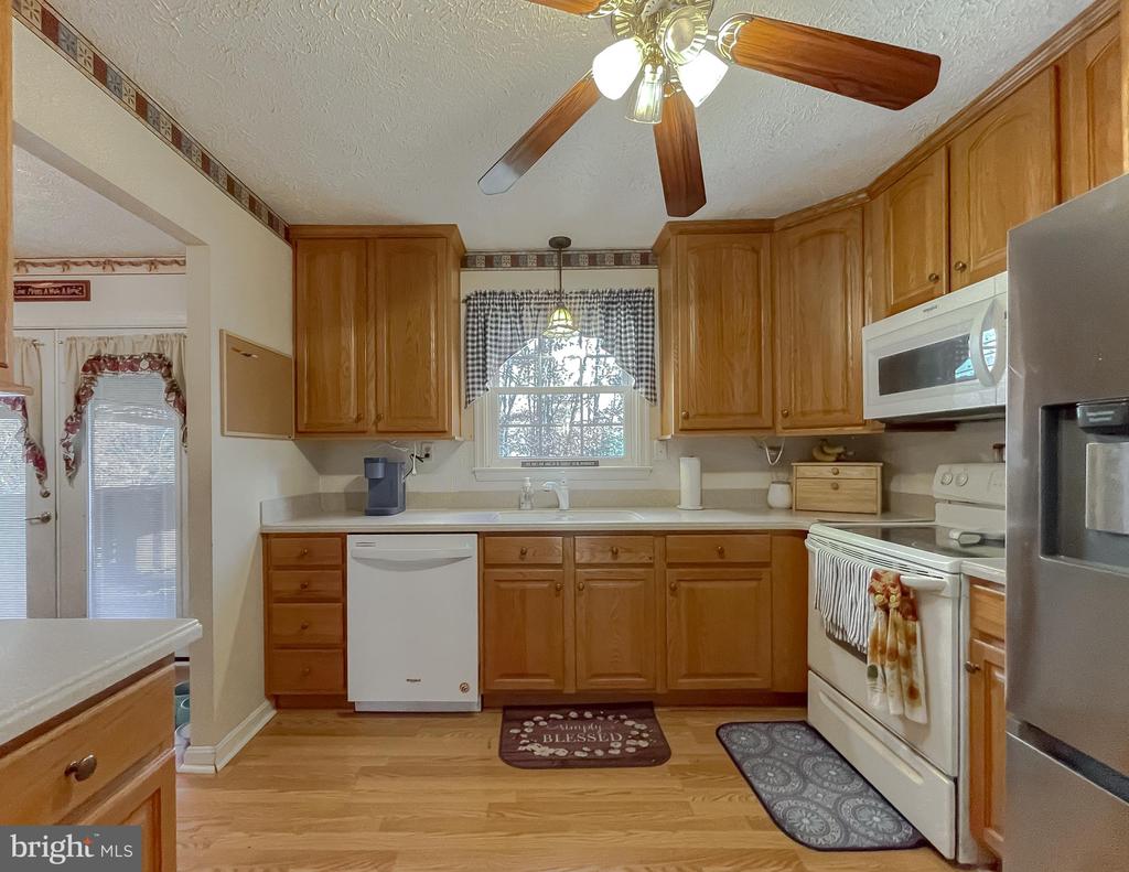 26872 REDGATE DRIVE
