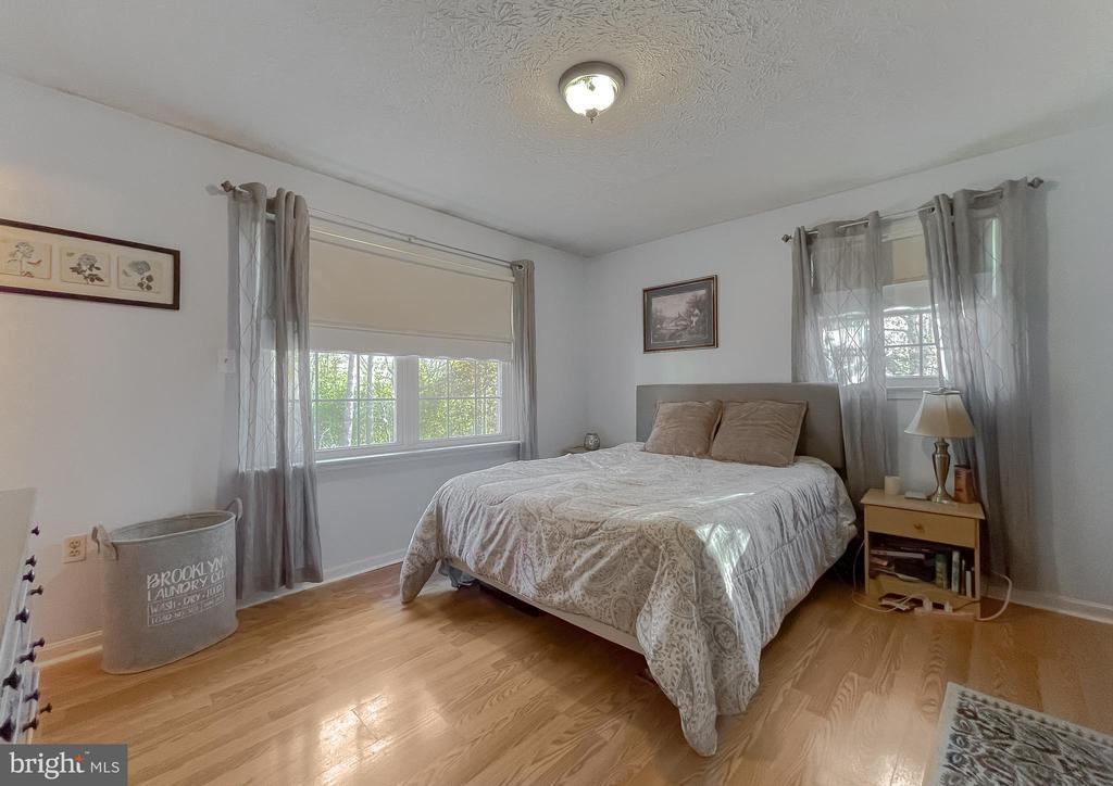 26872 REDGATE DRIVE