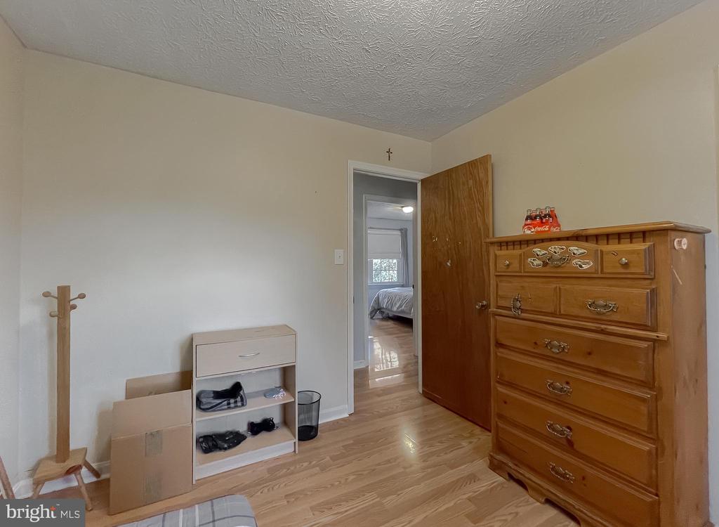 26872 REDGATE DRIVE
