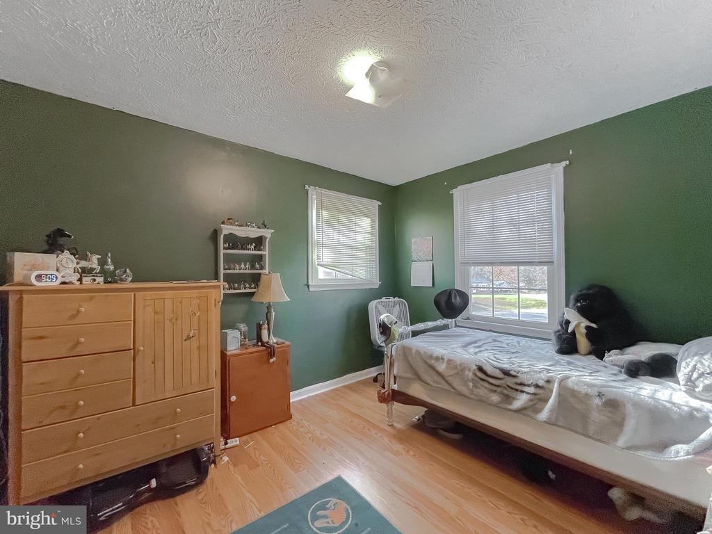 26872 REDGATE DRIVE
