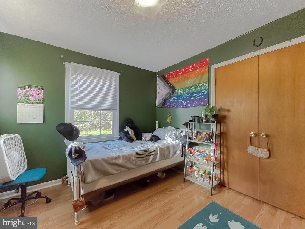 26872 REDGATE DRIVE