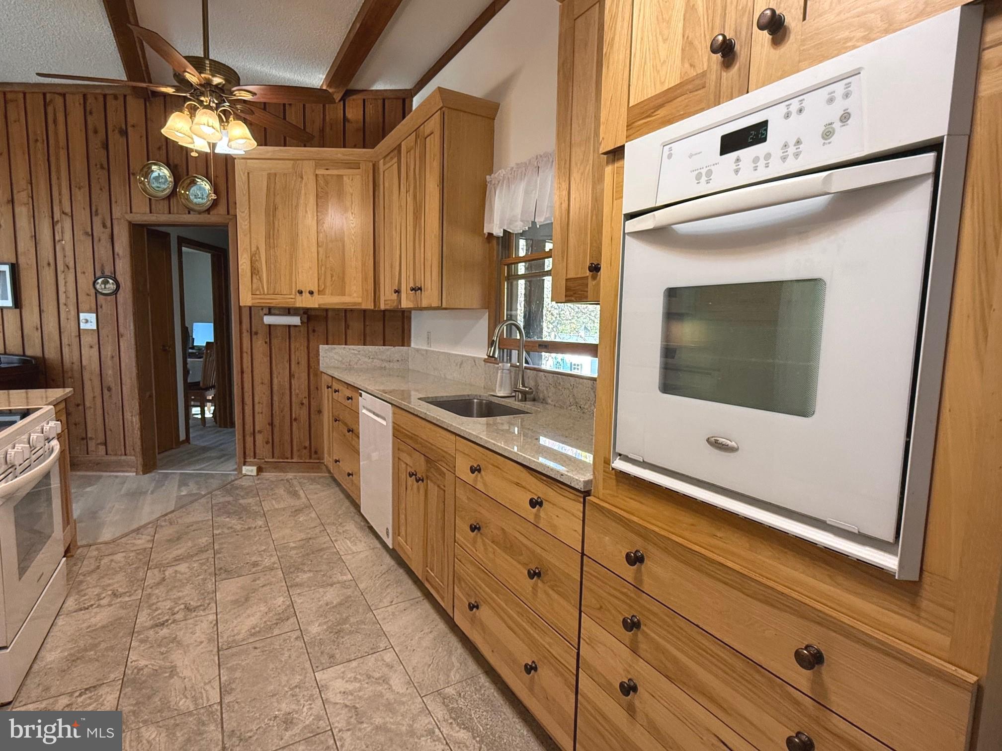 40808 S 40 DRIVE