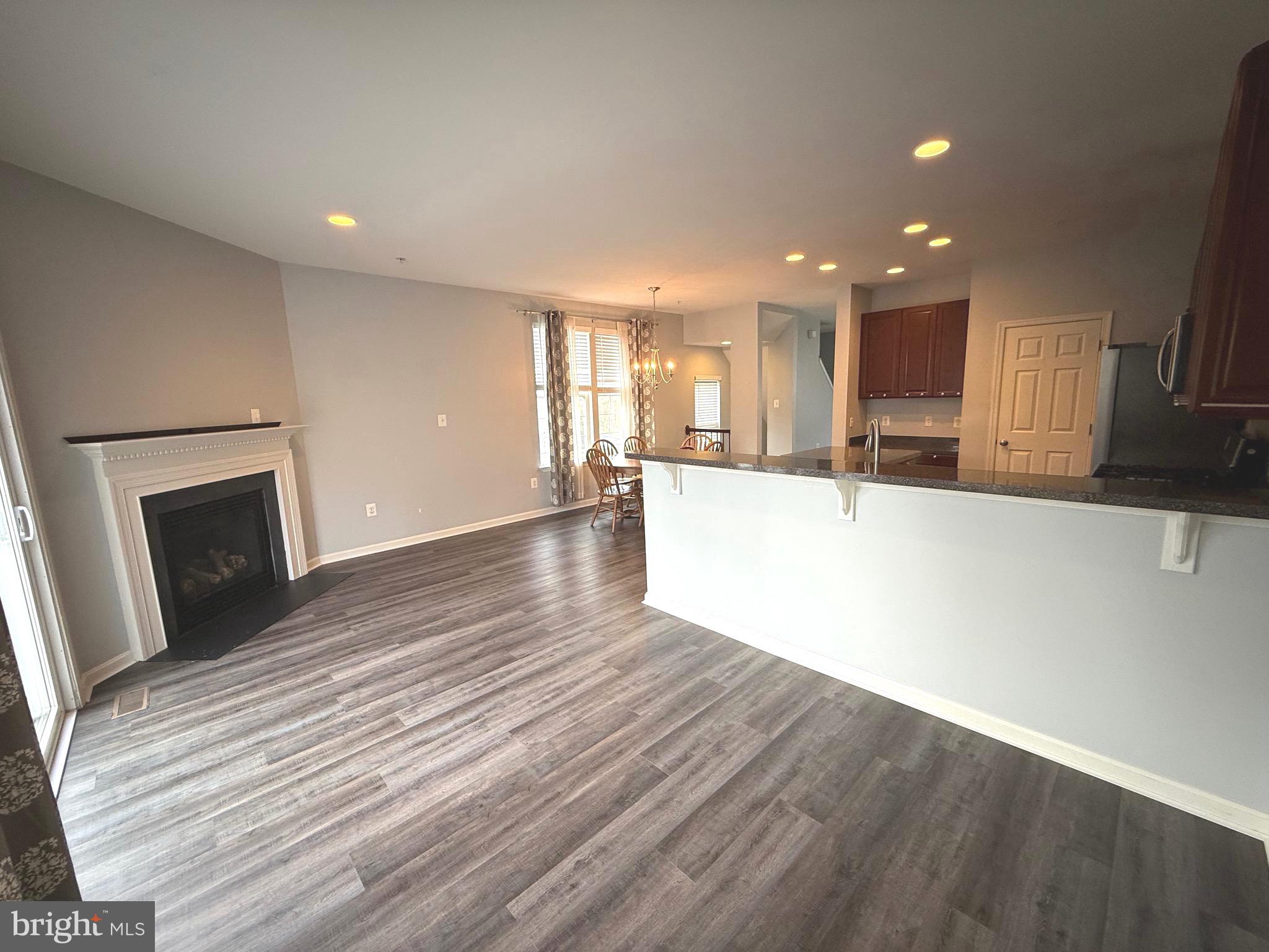 45610 CATALINA LANE