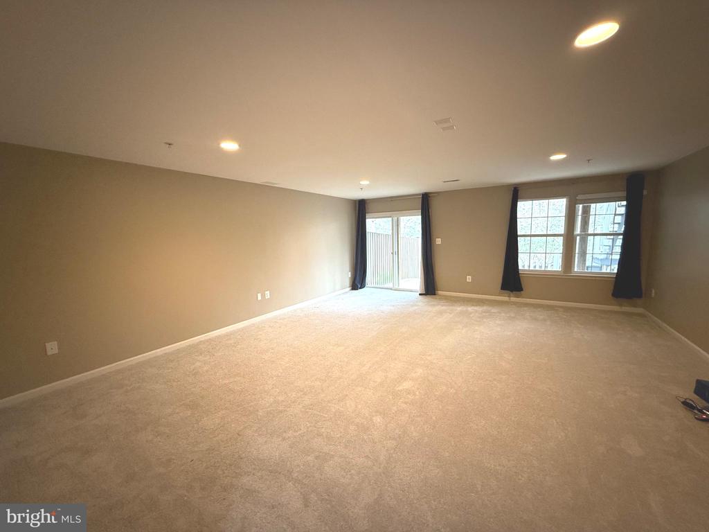 45610 CATALINA LANE