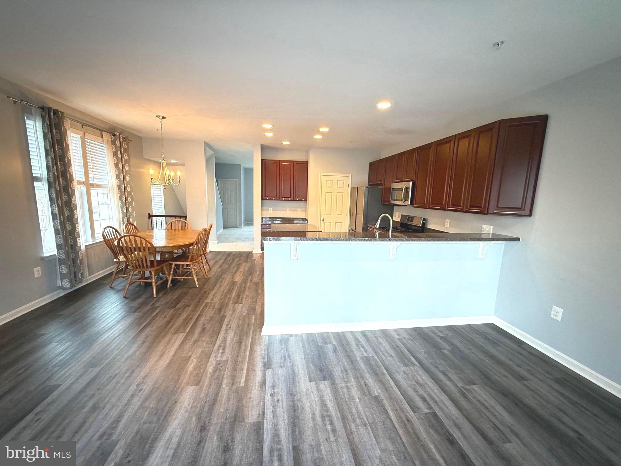 45610 CATALINA LANE