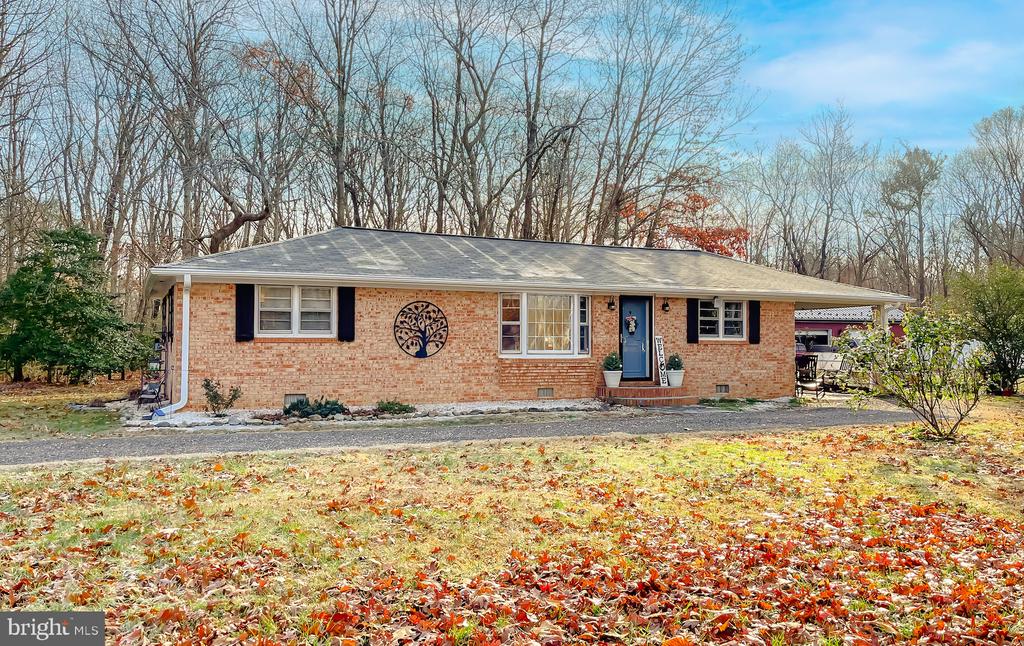24704 HORSE SHOE ROAD