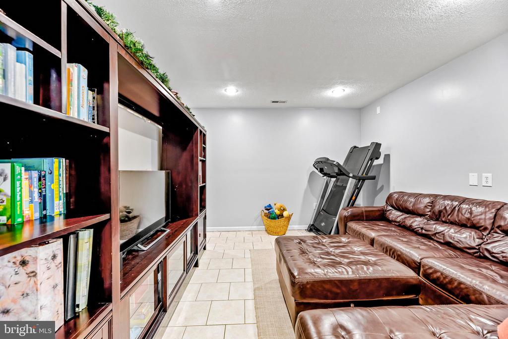 46025 N GREENS REST DRIVE