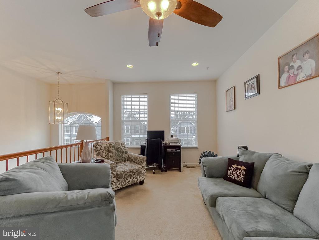 22273 SCOTT CIRCLE